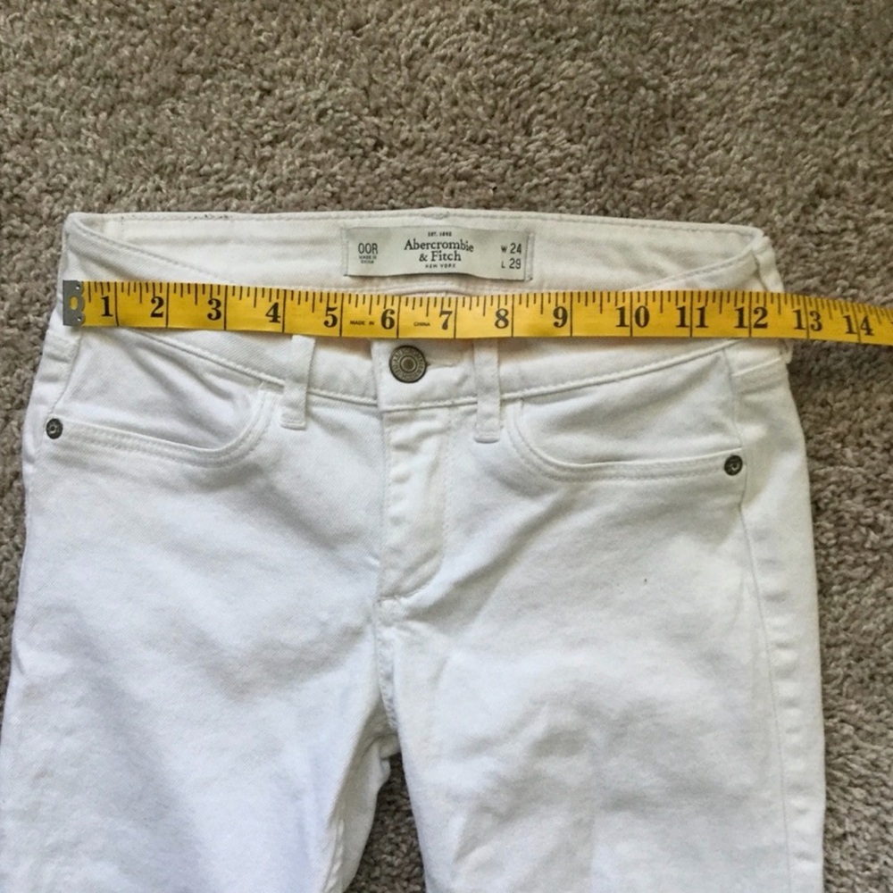 Abercrombie & Fitch Women's Skinny Jeans in White